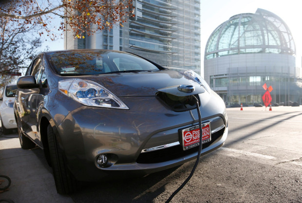 Electric car charging in front of SJ City Hall