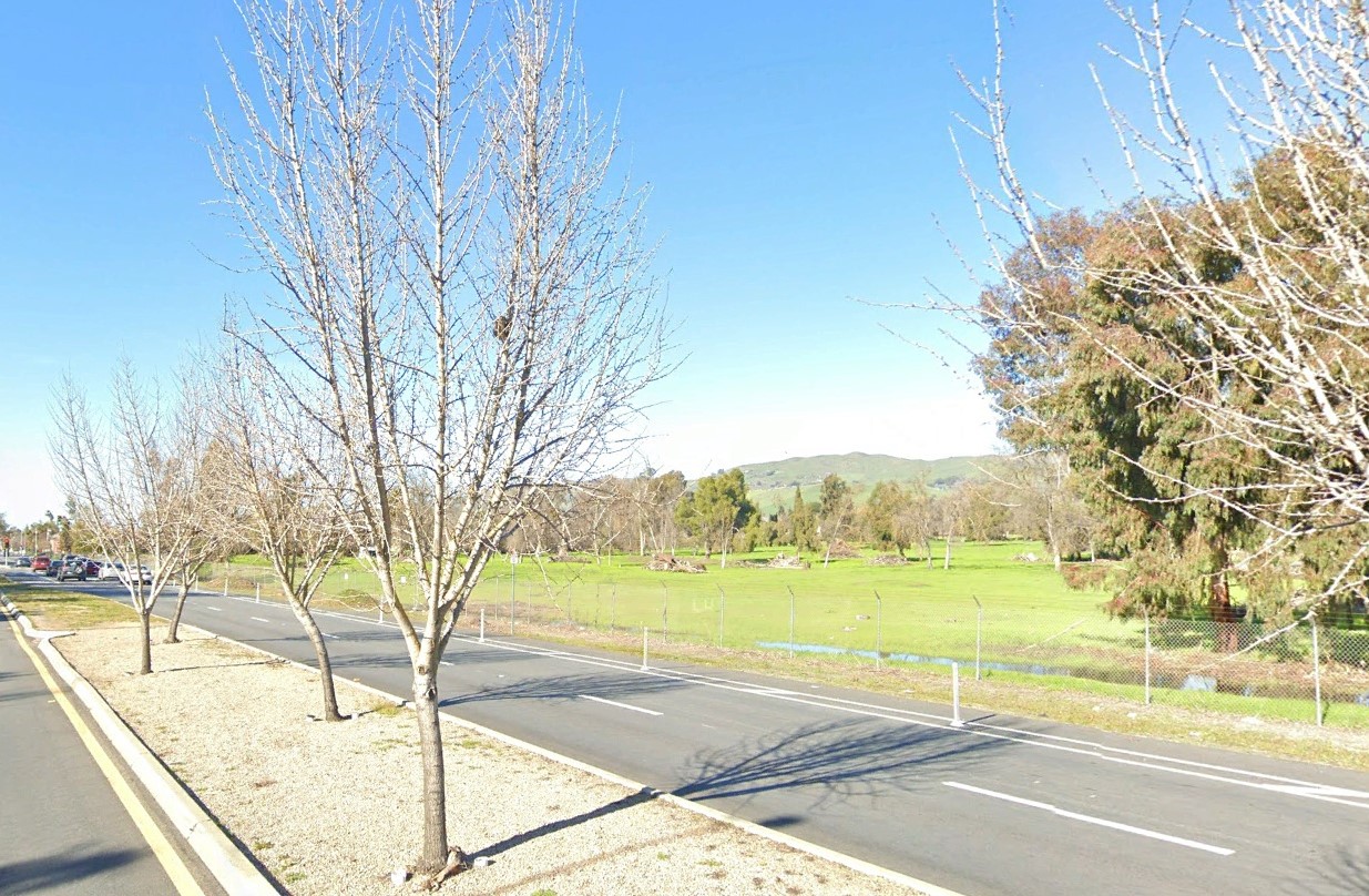 Street View (from South White Southbound)