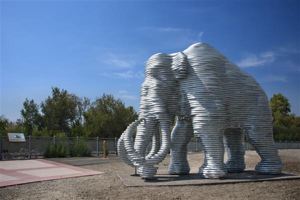 Public Art - Lupe the Mammoth - 1