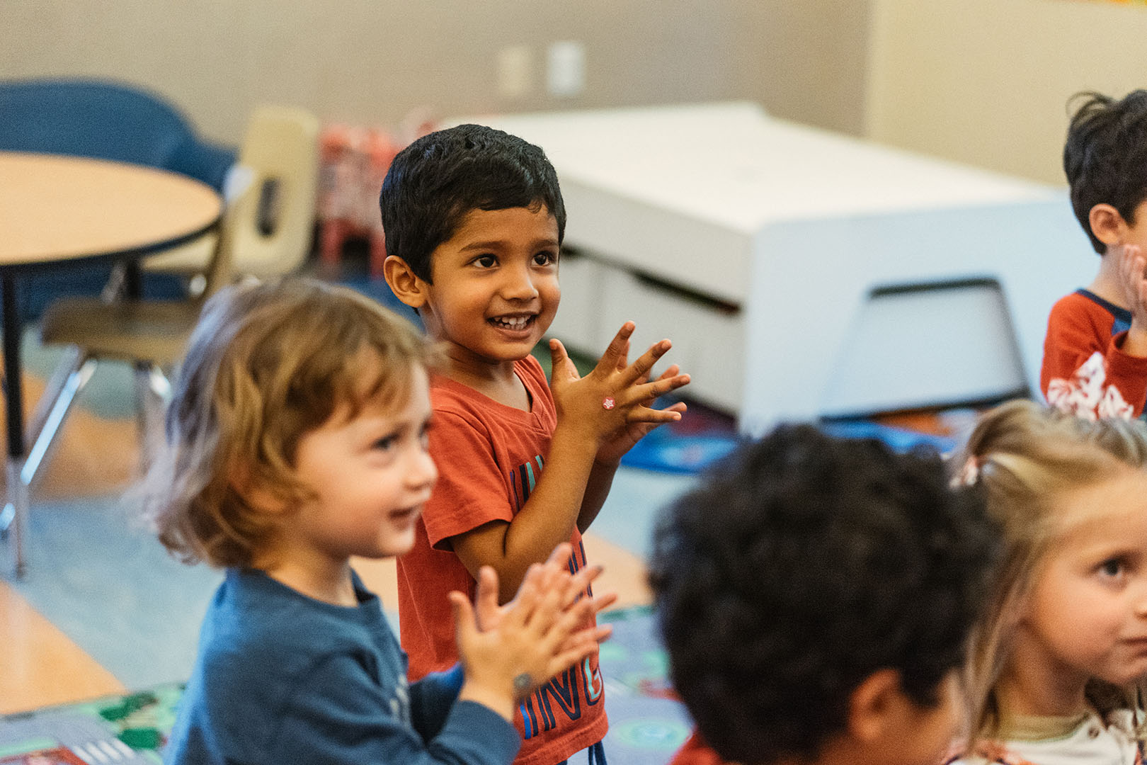 Preschool children clapping